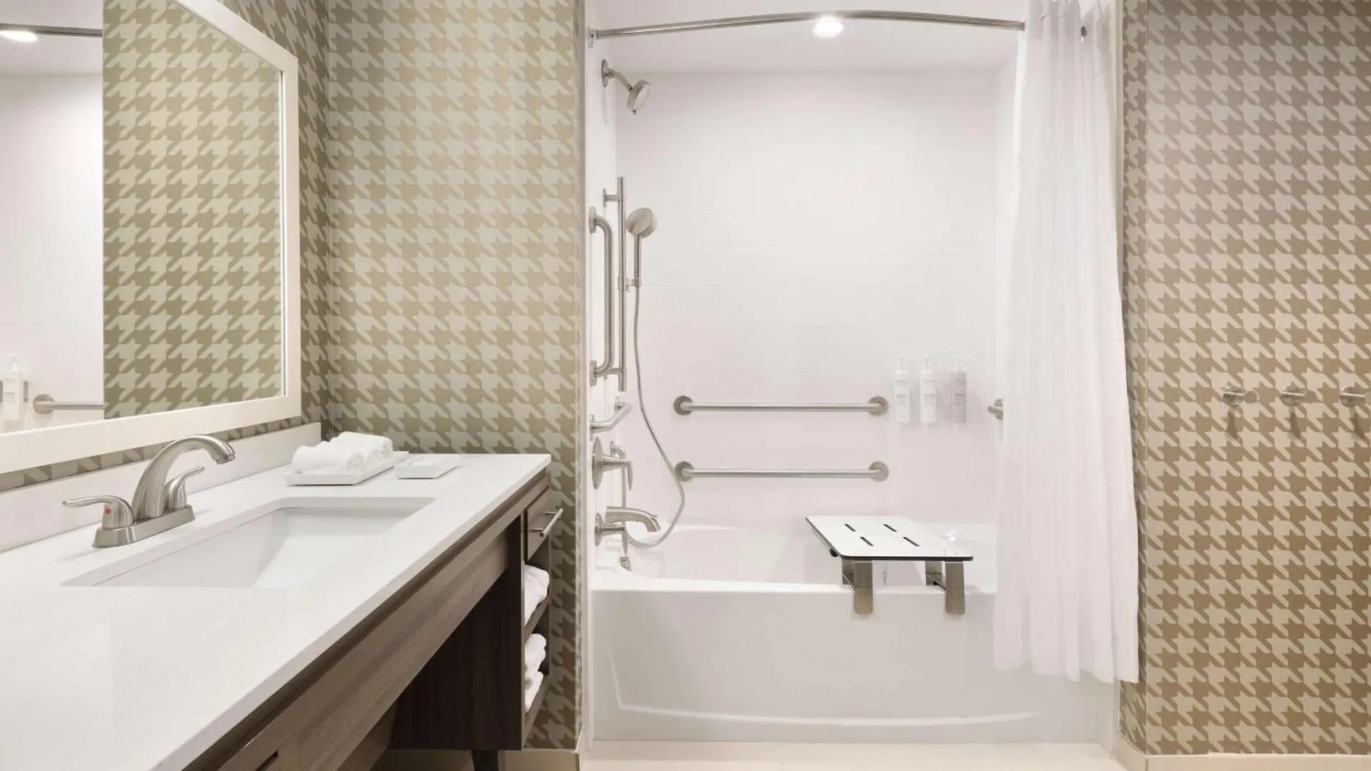 Home2 Suites By Hilton Richmond Short Pump 3*,